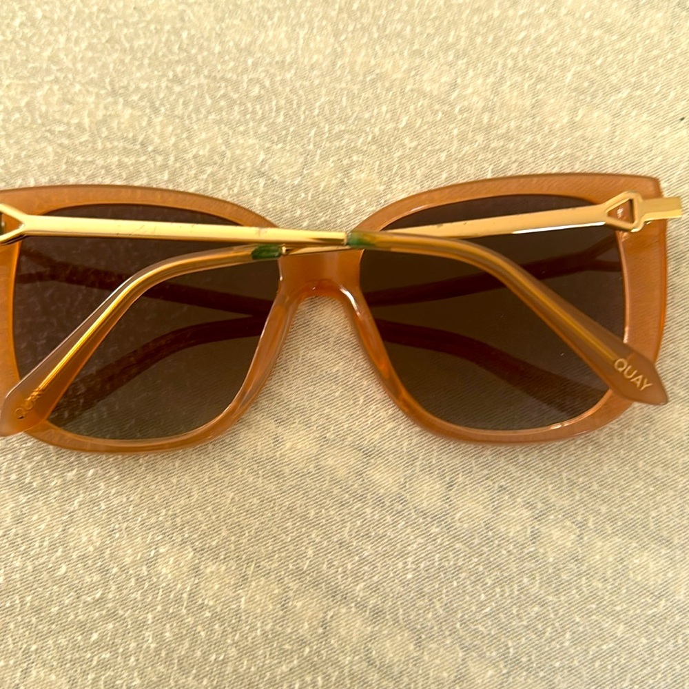Quay Australia cat eye Chic boho Sunglasses 👓 #quay #fendi #polo #coachbag - Picture 3 of 5